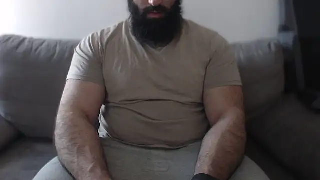 Snapshot of hugemachohandsome chatting on April 7, 2026, 5:53 am hugemachohandsome online show from April 7, 2026, 5:53 am