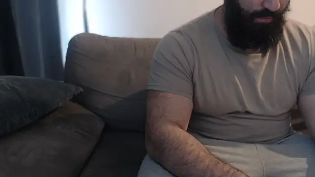 Snapshot of hugemachohandsome chatting on March 21, 2026, 10:20 am hugemachohandsome online show from March 21, 2026, 10:20 am