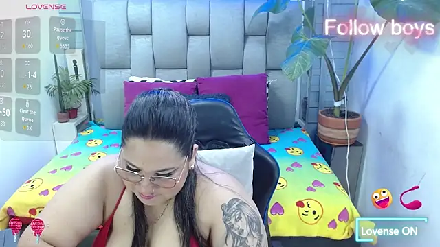 Snapshot of evelin_zaens chatting on April 20, 2026, 3:20 am evelin zaens online show from April 20, 2026, 3:20 am