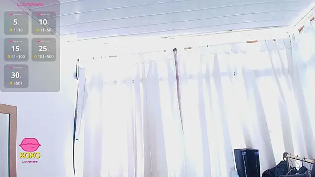 Snapshot of LatexDevil_Blondie chatting on March 30, 2026, 4:30 pm LatexDevil Blondie online show from March 30, 2026, 4:30 pm