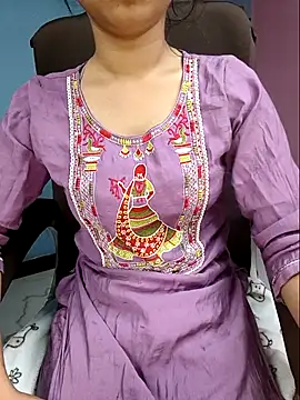 Snapshot of Aditi_1 chatting on April 20, 2026, 11:17 pm Aditi 1 online show from April 20, 2026, 11:17 pm