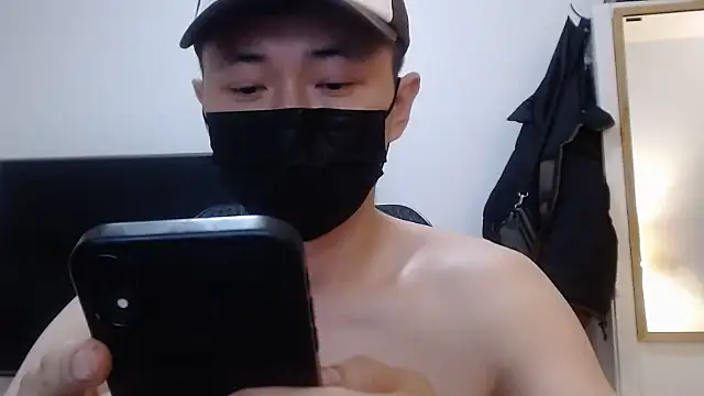 twbobo00715 online show from May 29, 2026, 4:13 pm
