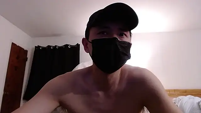 twbobo00715 online show from January 11, 2026, 11:22 pm