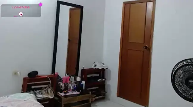 interracia1xx online show from February 27, 2025, 4:02 am