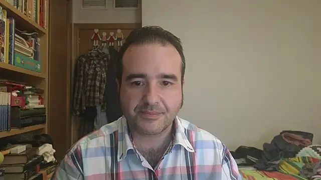 Snapshot of curiosillo83 chatting on May 14, 2026, 3:42 pm curiosillo83 online show from May 14, 2026, 3:42 pm