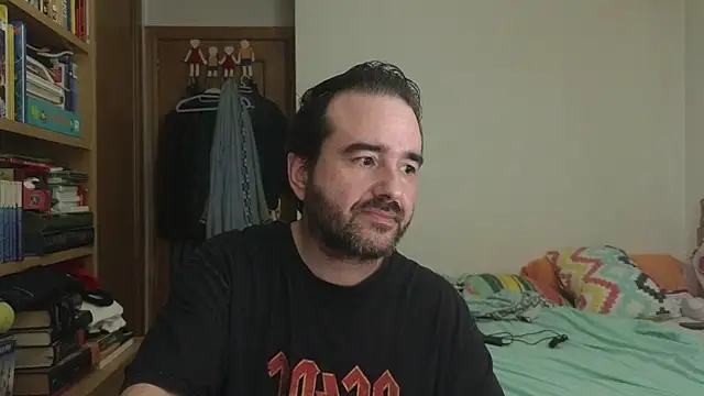 curiosillo83 online show from June 30, 2026, 7:58 pm