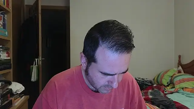 Snapshot of curiosillo83 chatting on May 3, 2026, 9:47 am curiosillo83 online show from May 3, 2026, 9:47 am