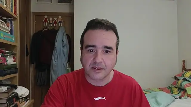 Snapshot of curiosillo83 chatting on April 27, 2026, 3:04 am curiosillo83 online show from April 27, 2026, 3:04 am