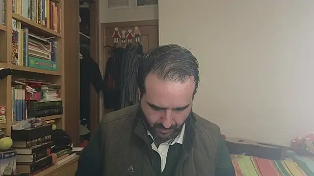 curiosillo83 online show from December 19, 2025, 6:54 pm