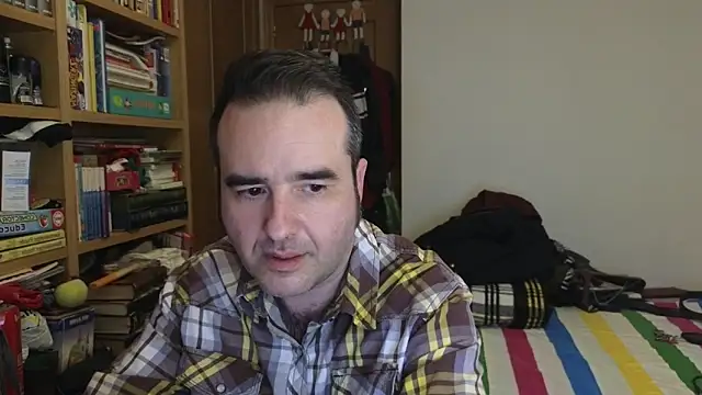 Snapshot of curiosillo83 chatting on April 16, 2026, 4:30 pm curiosillo83 online show from April 16, 2026, 4:30 pm