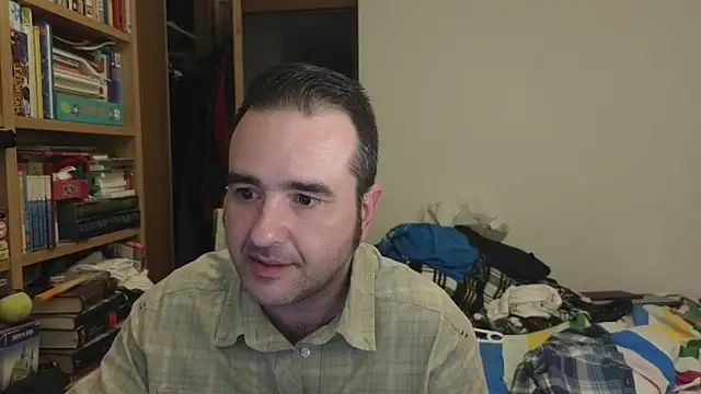 Snapshot of curiosillo83 chatting on April 21, 2026, 2:56 pm curiosillo83 online show from April 21, 2026, 2:56 pm