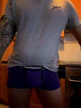 Snapshot of jouet75 chatting on December 21, 2025, 3:36 pm jouet75 online show from December 21, 2025, 3:36 pm