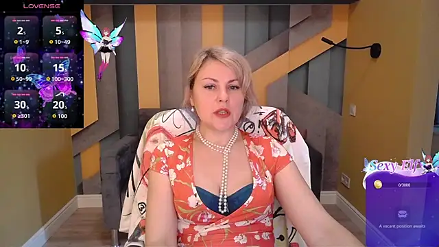 Snapshot of Candy_Long chatting on December 23, 2025, 6:23 am Candy Long online show from December 23, 2025, 6:23 am