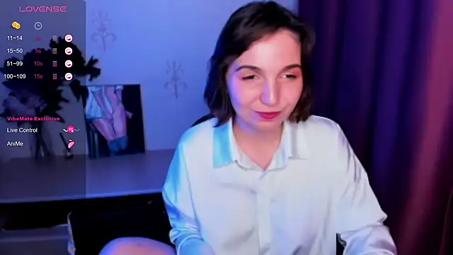 KindHazelHere  online show from November 1, 2025, 1:12 am