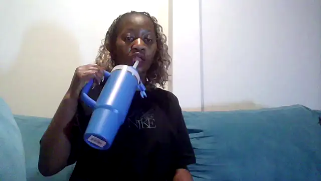 Hardnipples8 online show from May 27, 2026, 3:03 am