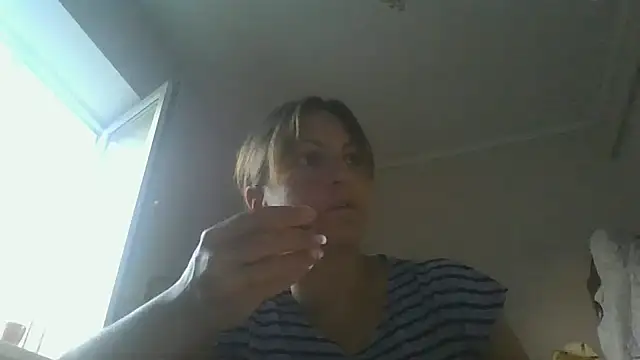 Snapshot of ShawnaAdams chatting on September 8, 2025, 4:06 pm ShawnaAdams online show from September 8, 2025, 4:06 pm