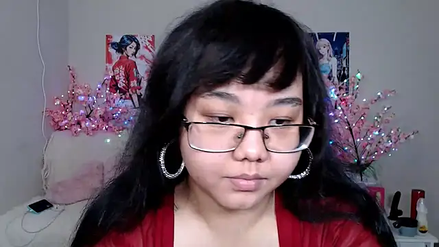 Snapshot of Moertomlly chatting on March 5, 2026, 4:31 am Moertomlly online show from March 5, 2026, 4:31 am