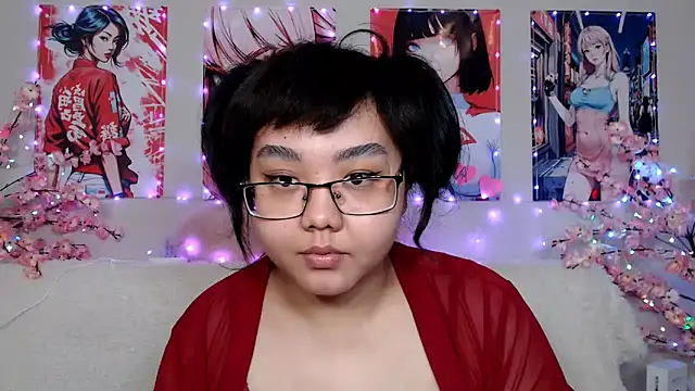 Snapshot of Moertomlly chatting on February 23, 2026, 5:19 am Moertomlly online show from February 23, 2026, 5:19 am
