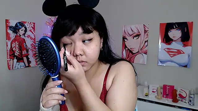 Moertomlly online show from November 8, 2025, 4:16 am