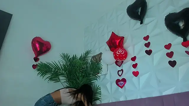 Snapshot of Hellen_Sky chatting on March 2, 2026, 7:10 pm Hellen Sky online show from March 2, 2026, 7:10 pm