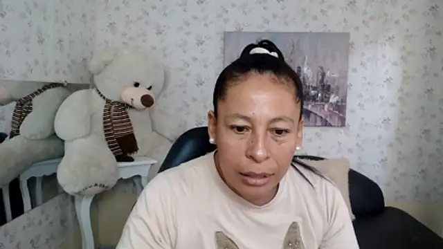mature martina online show from May 19, 2026, 9:55 pm