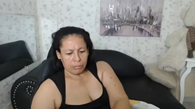 Snapshot of mature_martina chatting on June 16, 2026, 8:36 am mature martina online show from June 16, 2026, 8:36 am