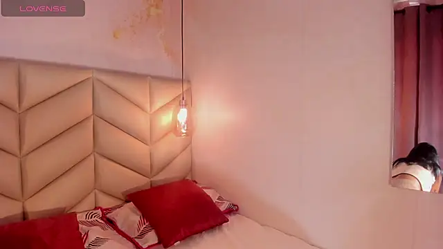 JESYSOZ23  online show from November 17, 2025, 4:00 pm