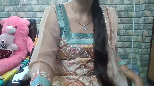 Snapshot of Sexy_iknoor chatting on October 21, 2025, 4:56 am Sexy iknoor online show from October 21, 2025, 4:56 am