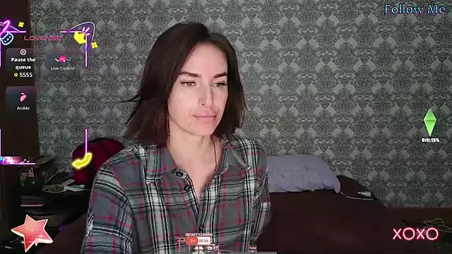 xx adrihanna xx online show from October 3, 2025, 4:58 am