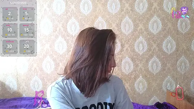 Snapshot of xx_adrihanna_xx chatting on March 10, 2026, 6:28 am xx adrihanna xx online show from March 10, 2026, 6:28 am