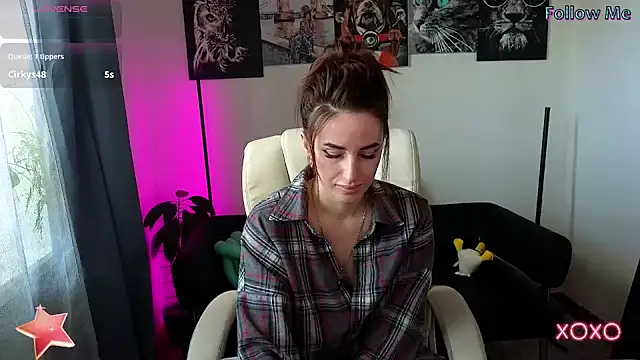 xx adrihanna xx online show from March 19, 2025, 5:52 am