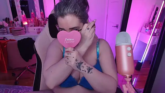 Snapshot of rachelbrooksxx chatting on January 11, 2026, 6:37 pm rachelbrooksxx online show from January 11, 2026, 6:37 pm