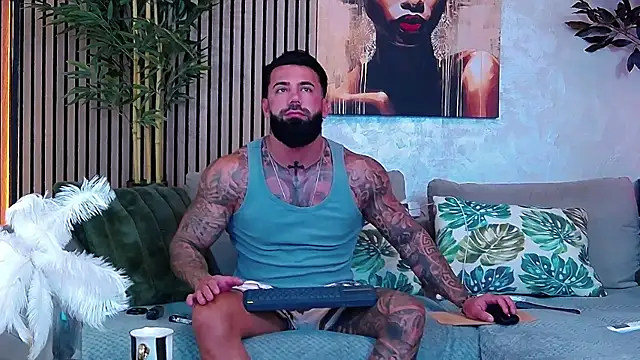 Snapshot of masterkingofmusclee chatting on June 24, 2026, 3:49 am masterkingofmusclee online show from June 24, 2026, 3:49 am