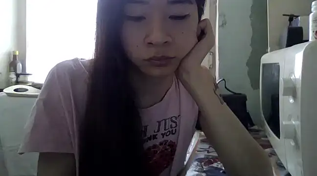 CarlyJoy online show from March 15, 2025, 11:29 am