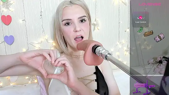 Snapshot of Kaya_Devis chatting on November 2, 2025, 4:39 am Kaya Devis online show from November 2, 2025, 4:39 am