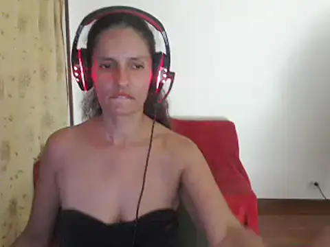 catalina duran1 online show from March 7, 2025, 7:41 am