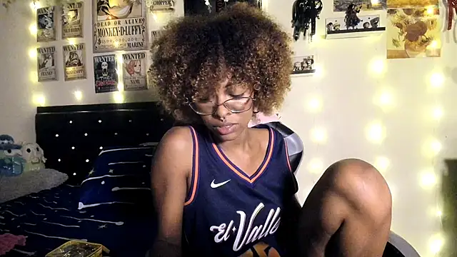 Cristal Jonasxh online show from October 25, 2025, 4:33 am