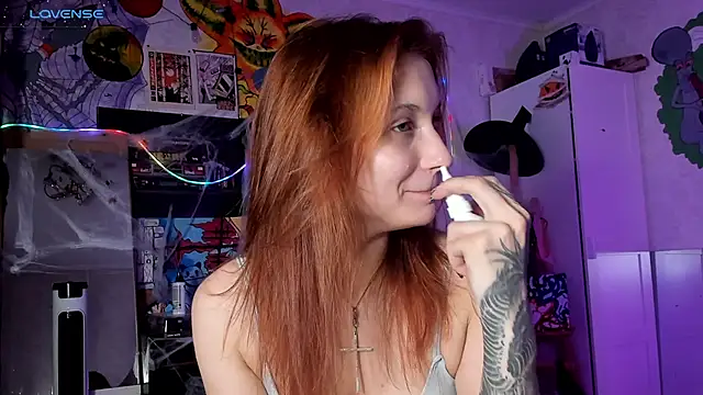 Sunny Mouse  online show from October 24, 2025, 4:28 pm