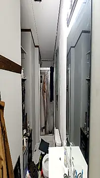 Snapshot of Bi_curious86 chatting on December 18, 2025, 6:34 pm Bi curious86 online show from December 18, 2025, 6:34 pm