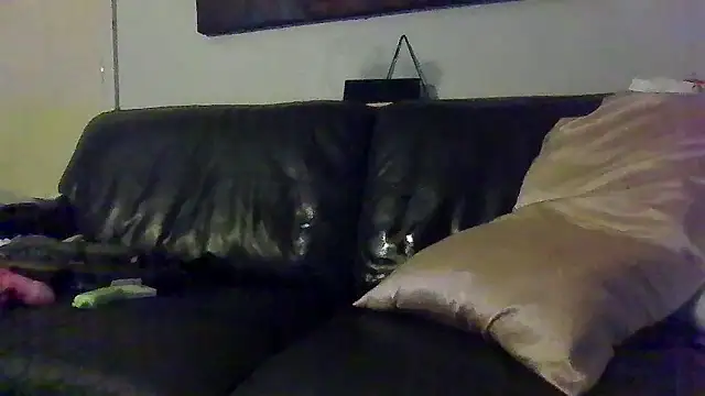 Snapshot of moodynympho chatting on January 17, 2026, 8:56 pm moodynympho online show from January 17, 2026, 8:56 pm