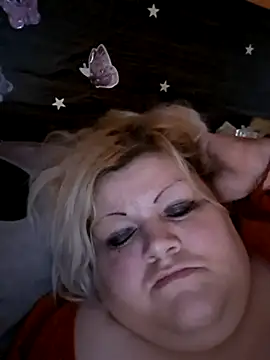 Snapshot of ducicsajsziii chatting on December 14, 2025, 2:44 pm ducicsajsziii online show from December 14, 2025, 2:44 pm