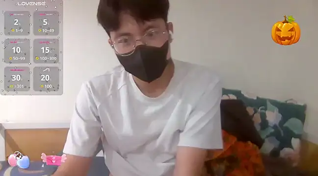 Gwencloudy online show from March 15, 2025, 1:51 pm