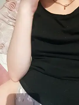 bruna safadinhaa online show from February 25, 2025, 2:26 pm