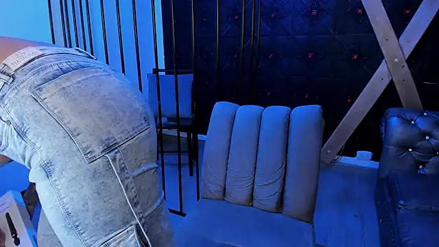 TeennNaugthy18 online show from September 17, 2025, 3:19 am