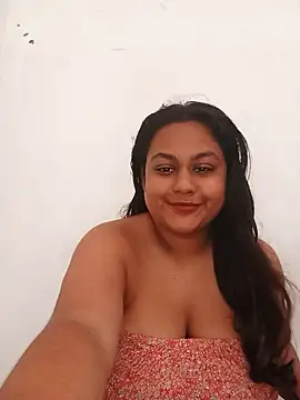 Snapshot of bumblebeegirl chatting on July 19, 2026, 8:45 am bumblebeegirl online show from July 19, 2026, 8:45 am