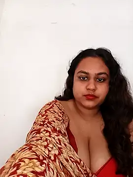 bumblebeegirl online show from November 30, 2025, 6:36 am