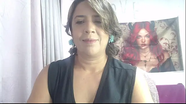 Snapshot of Victoria_meester chatting on November 7, 2025, 2:43 pm Victoria meester online show from November 7, 2025, 2:43 pm