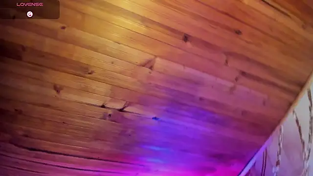 chloe bonnet online show from January 18, 2025, 12:46 am