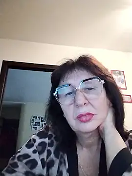 Snapshot of AlbinaXPretty chatting on October 4, 2025, 9:44 am AlbinaXPretty online show from October 4, 2025, 9:44 am