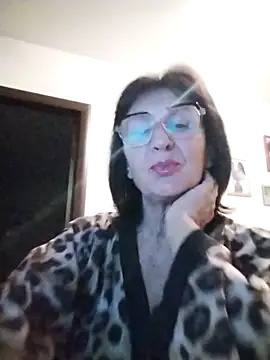 Snapshot of AlbinaXPretty chatting on September 15, 2025, 7:25 pm AlbinaXPretty online show from September 15, 2025, 7:25 pm